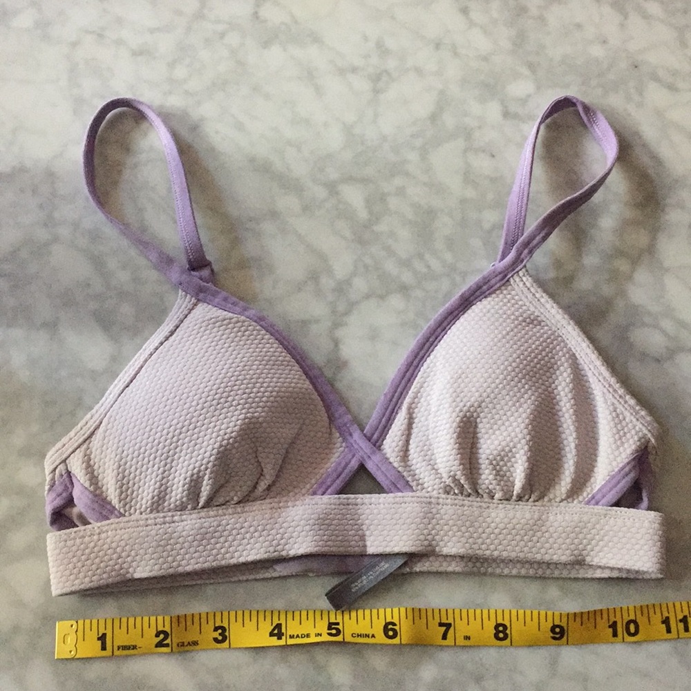 💥LAST CHANCE💥 AE Lavender Sports Bra Size XS